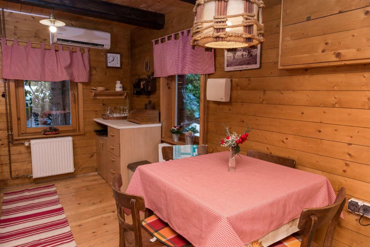 Stubicke Toplice Cabin In The Woods Vukelic מראה חיצוני תמונה