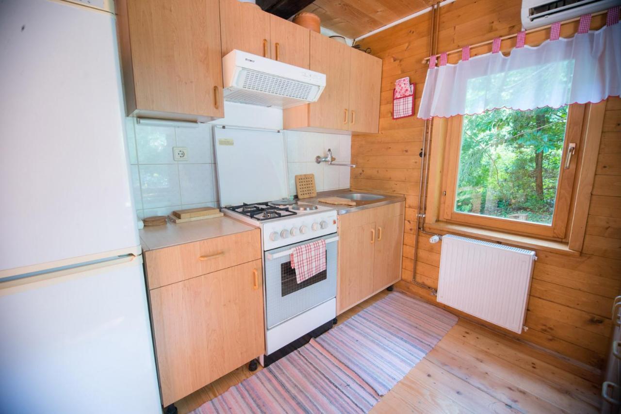 Stubicke Toplice Cabin In The Woods Vukelic מראה חיצוני תמונה